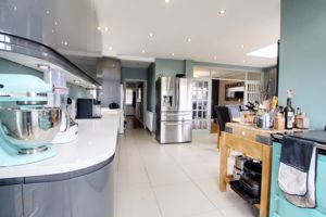 Photo 16- click for photo gallery